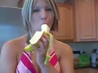 Paige hilton garšīgs banāns ķircināt