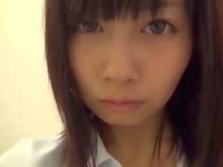 Aasialaiset teinit päällä itse laukaus video- on eliitti orgasmia